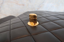 Load image into Gallery viewer, CHANEL Medium Matelasse single flap chain shoulder bag Lambskin Black/Gold hadware Shoulder bag 700090045