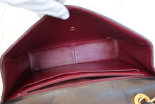 Load image into Gallery viewer, CHANEL Medium Matelasse single flap chain shoulder bag Lambskin Black/Gold hadware Shoulder bag 700090045