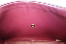 Load image into Gallery viewer, CHANEL Medium Matelasse single flap chain shoulder bag Lambskin Black/Gold hadware Shoulder bag 700090045