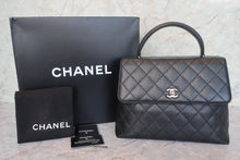 Load image into Gallery viewer, CHANEL Matelasse trapezoid hand bag Caviar skin Black/Silver hadware Hand bag 700110180
