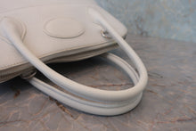 Load image into Gallery viewer, HERMES/BOLIDE 31 Clemence leather White □K Engraving Shoulder bag 800020101