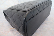 Load image into Gallery viewer, CHANEL Matelasse trapezoid hand bag Caviar skin Black/Silver hadware Hand bag 700110180