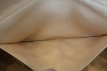 Load image into Gallery viewer, HERMES/BOLIDE 31 Clemence leather White □K Engraving Shoulder bag 800020101