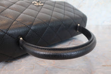Load image into Gallery viewer, CHANEL Matelasse trapezoid hand bag Caviar skin Black/Silver hadware Hand bag 700110180