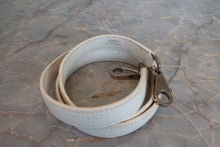 Load image into Gallery viewer, HERMES/BOLIDE 31 Clemence leather White □K Engraving Shoulder bag 800020101