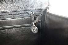 Load image into Gallery viewer, CHANEL Matelasse trapezoid hand bag Caviar skin Black/Silver hadware Hand bag 700110180