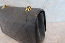 Load image into Gallery viewer, CHANEL  Matelasse chain shoulder bag Lambskin Black/Gold hadware Shoulder bag 700100125