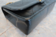Load image into Gallery viewer, CHANEL  Matelasse chain shoulder bag Lambskin Black/Gold hadware Shoulder bag 700100125