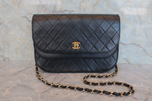 画像をギャラリービューアに読み込む, CHANEL/シャネル マトラッセWフラップチェーンショルダーバッグ ラムスキン ブラック/ゴールド金具 800060217