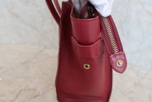 Load image into Gallery viewer, CELINE LUGGAGE MICRO SHOPPER Leather Bordeaux Tote bag 500050117