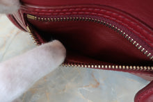 Load image into Gallery viewer, CELINE LUGGAGE MICRO SHOPPER Leather Bordeaux Tote bag 500050117