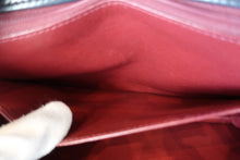 Load image into Gallery viewer, CHANEL Medium Matelasse shoulder bag Lambskin Black/Gold hadware Shoulder bag 700090068