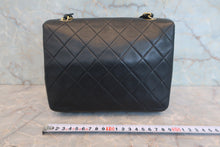 Load image into Gallery viewer, CHANEL Mini Matelasse single flap chain shoulder bag Lambskin Black/Gold hadware Shoulder bag 800020241