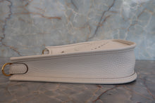 將圖片載入圖庫檢視器 HERMES/エルメス エブリンTPM トリヨンクレマンス べトン K刻印 ショルダーバッグ 700070014