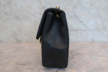 Load image into Gallery viewer, CHANEL Mini Matelasse single flap chain shoulder bag Lambskin Black/Gold hadware Shoulder bag 800020241