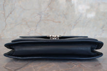 Load image into Gallery viewer, CHANEL Matelasse chain shoulder bag Caviar skin Navy/Silver hadware Shoulder bag 700110173