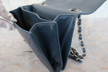 Load image into Gallery viewer, CHANEL Matelasse chain shoulder bag Caviar skin Navy/Silver hadware Shoulder bag 700110173