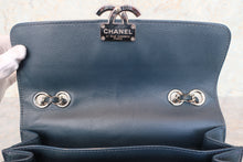 Load image into Gallery viewer, CHANEL Matelasse chain shoulder bag Caviar skin Navy/Silver hadware Shoulder bag 700110173