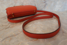 将图片加载到图库查看器,HERMES CONSTANCE3 MINI Epsom leather Capucine Z刻印 Shoulder bag 500090219