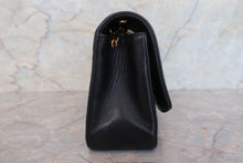 Load image into Gallery viewer, CHANEL Diana matelasse chain shoulder bag Lambskin Black/Gold hadware Shoulder bag 700120014