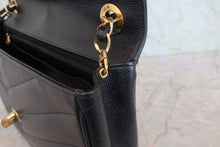 Load image into Gallery viewer, CHANEL V-Stitch chain shoulder bag Caviar skin Black/Gold hadware Shoulder bag 800060215