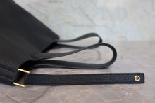 Load image into Gallery viewer, HERMES PICOTIN LOCK MM Clemence leather Black C Engraving Hand bag 800090077