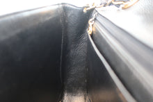 Load image into Gallery viewer, CHANEL V-Stitch chain shoulder bag Caviar skin Black/Gold hadware Shoulder bag 800060215