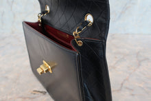 画像をギャラリービューアに読み込む, CHANEL/シャネル 2.55台形チェーンショルダーバッグ ラムスキン ブラック/ゴールド金具 ショルダーバッグ 700100111