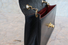 画像をギャラリービューアに読み込む, CHANEL/シャネル 2.55台形チェーンショルダーバッグ ラムスキン ブラック/ゴールド金具 ショルダーバッグ 700100111