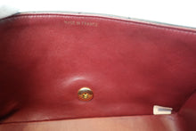 Load image into Gallery viewer, CHANEL Diana matelasse chain shoulder bag Lambskin Black/Gold hadware Shoulder bag 700120014