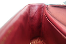 Load image into Gallery viewer, CHANEL Medium Matelasse single flap chain shoulder bag Lambskin Navy/Gold hadware Shoulder bag 700090075