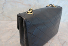 画像をギャラリービューアに読み込む, CHANEL/シャネル ミニマトラッセシングルフラップチェーンショルダーバッグ ラムスキン ブラック/ゴールド金具 ショルダーバッグ 700100110