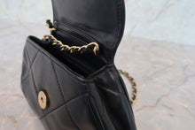 将图片加载到图库查看器,CHANEL/香奈儿 经典双C 链条包 羊皮 Black/Gold hadware(黑色/金色金属) 肩背包 700110172