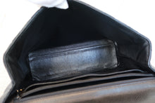 Load image into Gallery viewer, CHANEL Matelasse trapezoid hand bag Caviar skin Black/Gold hadware Hand bag 700090112