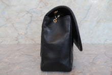 Load image into Gallery viewer, CHANEL Matelasse chain shoulder bag Lambskin Black/Gold hadware Shoulder bag 700110171