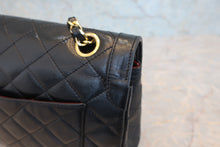 将图片加载到图库查看器,CHANEL/香奈儿 巴黎限定 CF 双盖 链条包 羊皮 Black/Gold hadware(黑色/金色金属) 肩背包 800030138