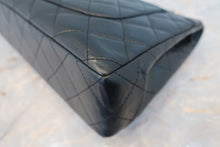 将图片加载到图库查看器,CHANEL/香奈儿 巴黎限定 CF 双盖 链条包 羊皮 Black/Gold hadware(黑色/金色金属) 肩背包 800030138
