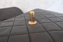 Load image into Gallery viewer, CHANEL Matelasse chain shoulder bag Lambskin Black/Gold hadware Shoulder bag 700110171