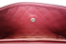 Load image into Gallery viewer, CHANEL Matelasse chain shoulder bag Lambskin Black/Gold hadware Shoulder bag 700110171