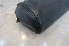 将图片加载到图库查看器,CHANEL/香奈儿 经典双C 流苏 链条包 羊皮 Black/Gold hadware(黑色/金色金属) 肩背包 800030202