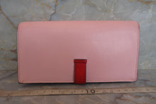 Load image into Gallery viewer, HERMES  Bearn Soufflet Box carf leather/Lizard Rose sakura/Rouge X Engraving Wallet 700040092