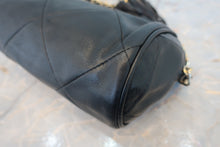 将图片加载到图库查看器,CHANEL/香奈儿 经典双C 流苏 链条包 羊皮 Black/Gold hadware(黑色/金色金属) 肩背包 800030202