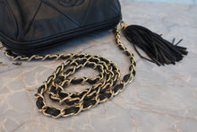 将图片加载到图库查看器,CHANEL/香奈儿 经典双C 流苏 链条包 羊皮 Black/Gold hadware(黑色/金色金属) 肩背包 800030202