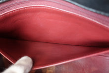 Load image into Gallery viewer, CHANEL Matelasse chain shoulder bag Lambskin Black/Gold hadware Shoulder bag 700120013