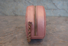 画像をギャラリービューアに読み込む, CHANEL/シャネル マトラッセラウンドチェーンショルダーバッグ キャビアスキン ピンク/ゴールド金具 ショルダーバッグ 800030209