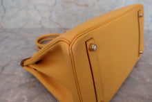 Load image into Gallery viewer, HERMES BIRKIN 30 Graine Couchevel leather Jaune □C Engraving Hand bag 700110175