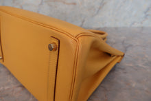 Load image into Gallery viewer, HERMES BIRKIN 30 Graine Couchevel leather Jaune □C Engraving Hand bag 700110175