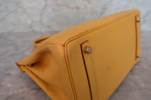 Load image into Gallery viewer, HERMES BIRKIN 30 Graine Couchevel leather Jaune □C Engraving Hand bag 700110175