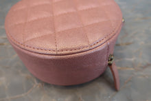 画像をギャラリービューアに読み込む, CHANEL/シャネル マトラッセラウンドチェーンショルダーバッグ キャビアスキン ピンク/ゴールド金具 ショルダーバッグ 800030209