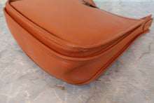 Load image into Gallery viewer, HERMES EVELYNE 2PM Graine Couchevel leather Cognac □H Engraving Shoulder bag 800090191
